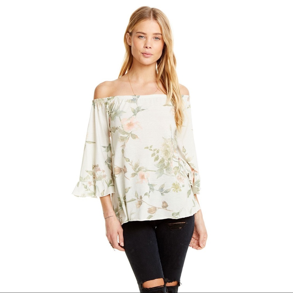 Revolve Chaser Off Shoulder Ruffle Sleeve Floral Top White Size Medium NWT - Picture 2 of 6